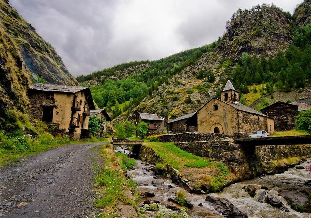Apartaments Sort Pirineus Eksteriør bilde